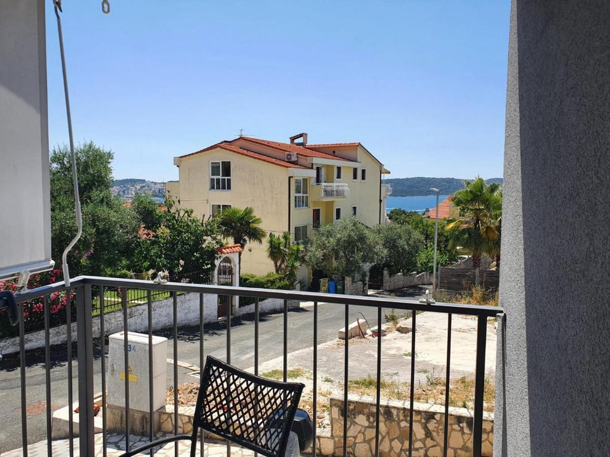 Apartment Adriatic - Saldun Trogir Exterior foto